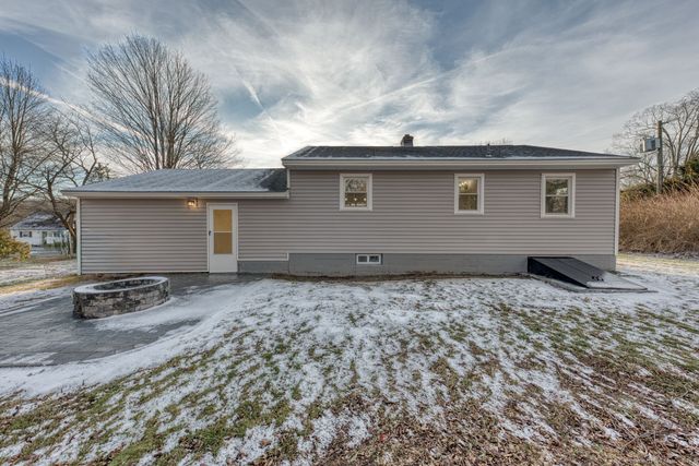 25 Edward Avenue, Watertown, CT 06795