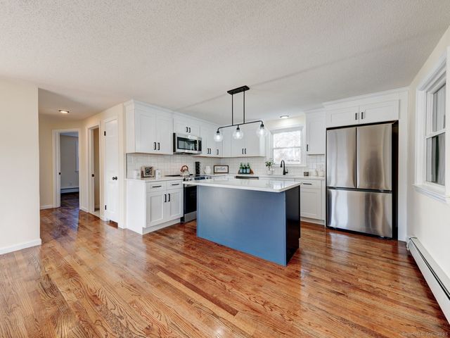 25 Edward Avenue, Watertown, CT 06795