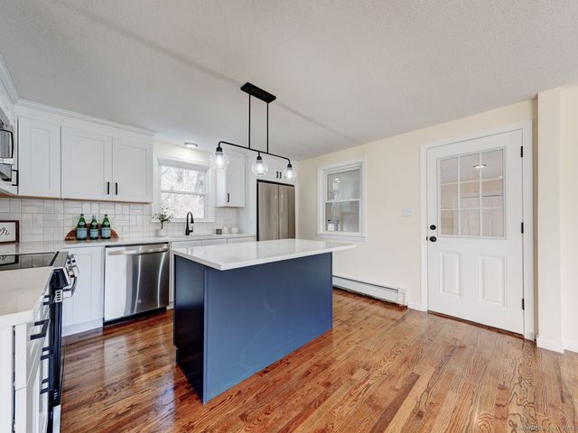 25 Edward Avenue, Watertown, CT 06795