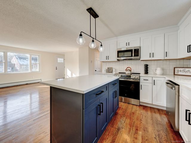 25 Edward Avenue, Watertown, CT 06795