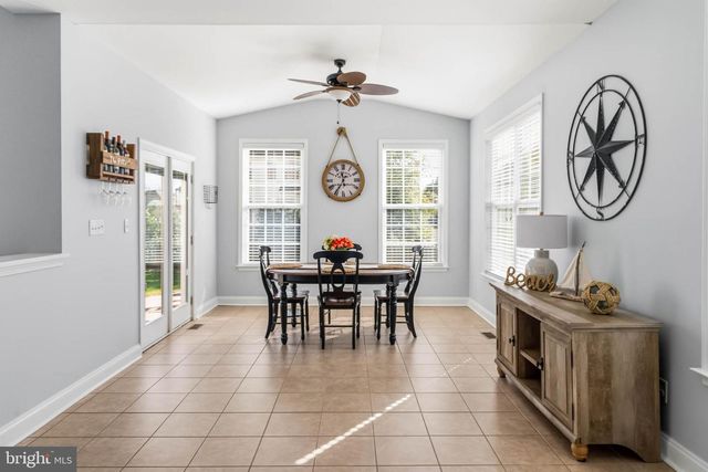 100 OYSTERMAN DR, Milton, DE 19968