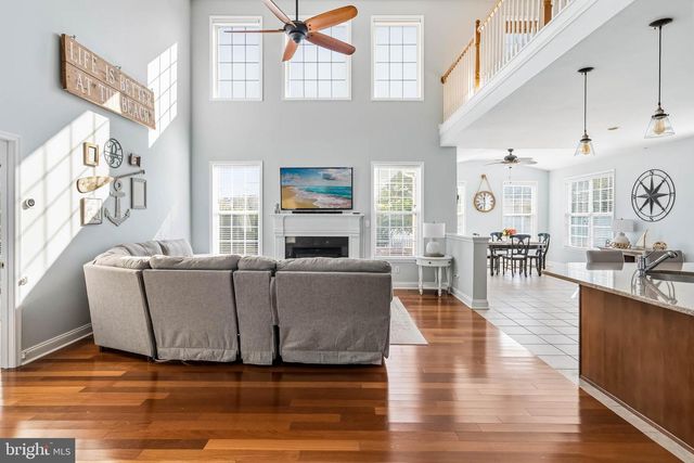 100 OYSTERMAN DR, Milton, DE 19968