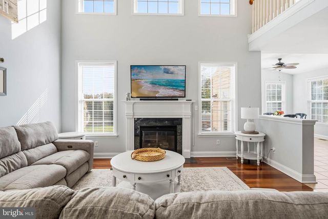 100 OYSTERMAN DR, Milton, DE 19968