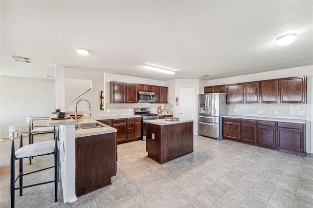 13903 Calm Wind Way, Houston, TX 77045