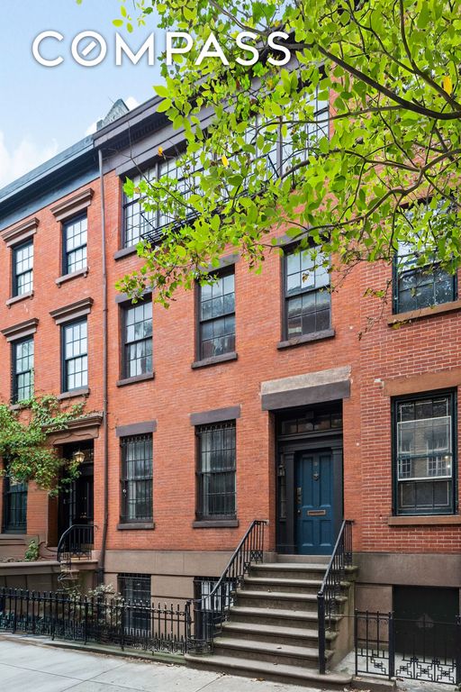 34 Perry Street, New York City, NY 10014
