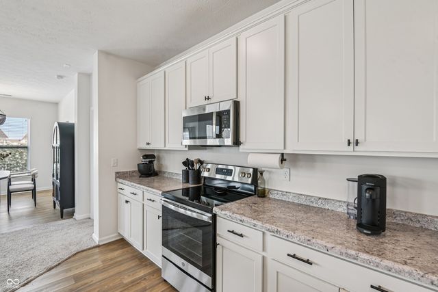 82 Hovden Drive, Cicero, IN 46034