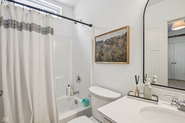 82 Hovden Drive, Cicero, IN 46034