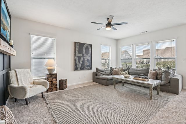 82 Hovden Drive, Cicero, IN 46034