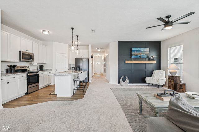 82 Hovden Drive, Cicero, IN 46034