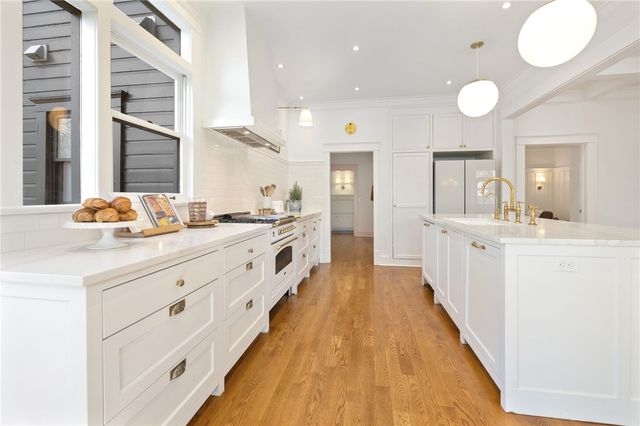 1101 N Woolsey Avenue, Fayetteville, AR 72703