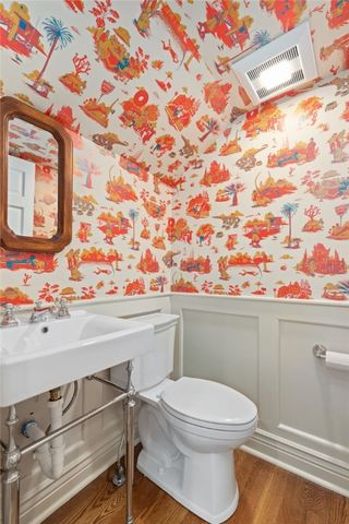 1101 N Woolsey Avenue, Fayetteville, AR 72703