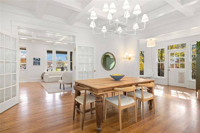 1101 N Woolsey Avenue, Fayetteville, AR 72703