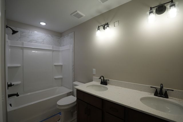 50 Garrettsburg Meadows, Clarksville, TN 37042