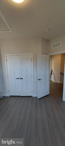 5970 APLOMADO LN, New Market, MD 21774