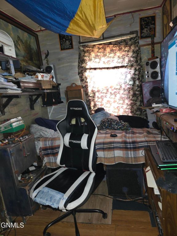 112 4th Street S, Glen Ullin, ND 58631 photo 10