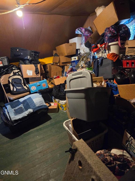 112 4th Street S, Glen Ullin, ND 58631 photo 18