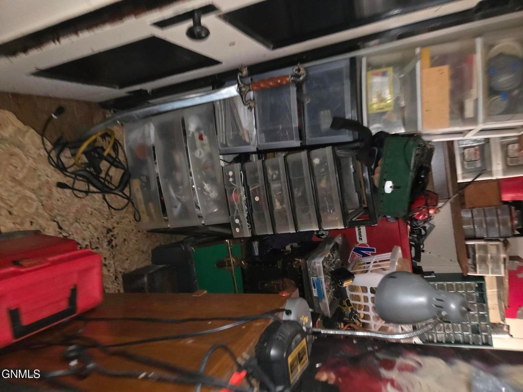 112 4th Street S, Glen Ullin, ND 58631 photo 8