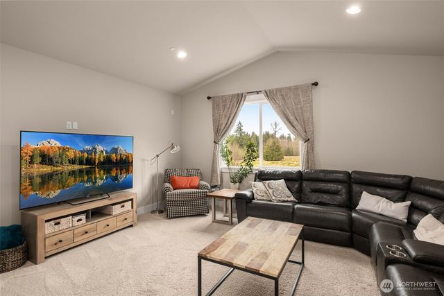 10219 Kelly Road NE, Carnation, WA 98014