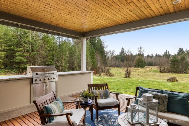 10219 Kelly Road NE, Carnation, WA 98014