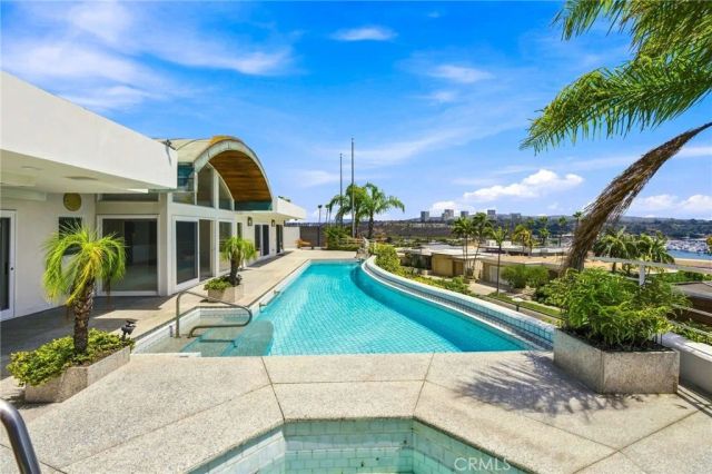 1026 Santiago Drive, Newport Beach, CA 92660