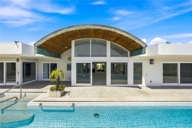 1026 Santiago Drive, Newport Beach, CA 92660