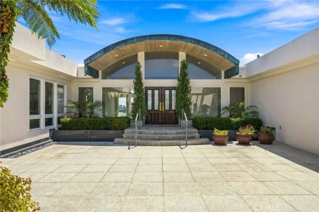 1026 Santiago Drive, Newport Beach, CA 92660