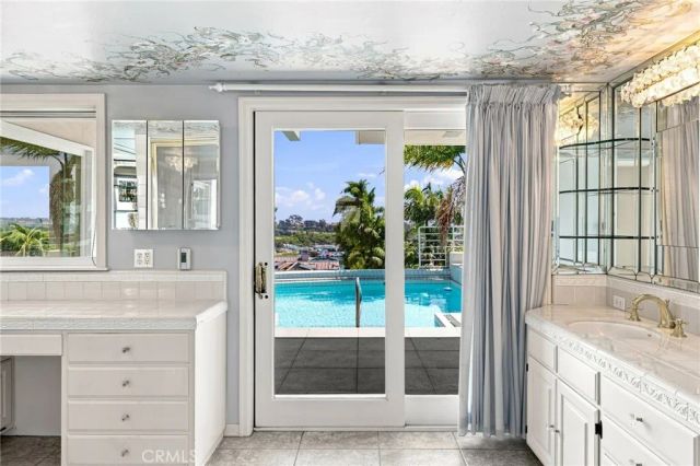 1026 Santiago Drive, Newport Beach, CA 92660