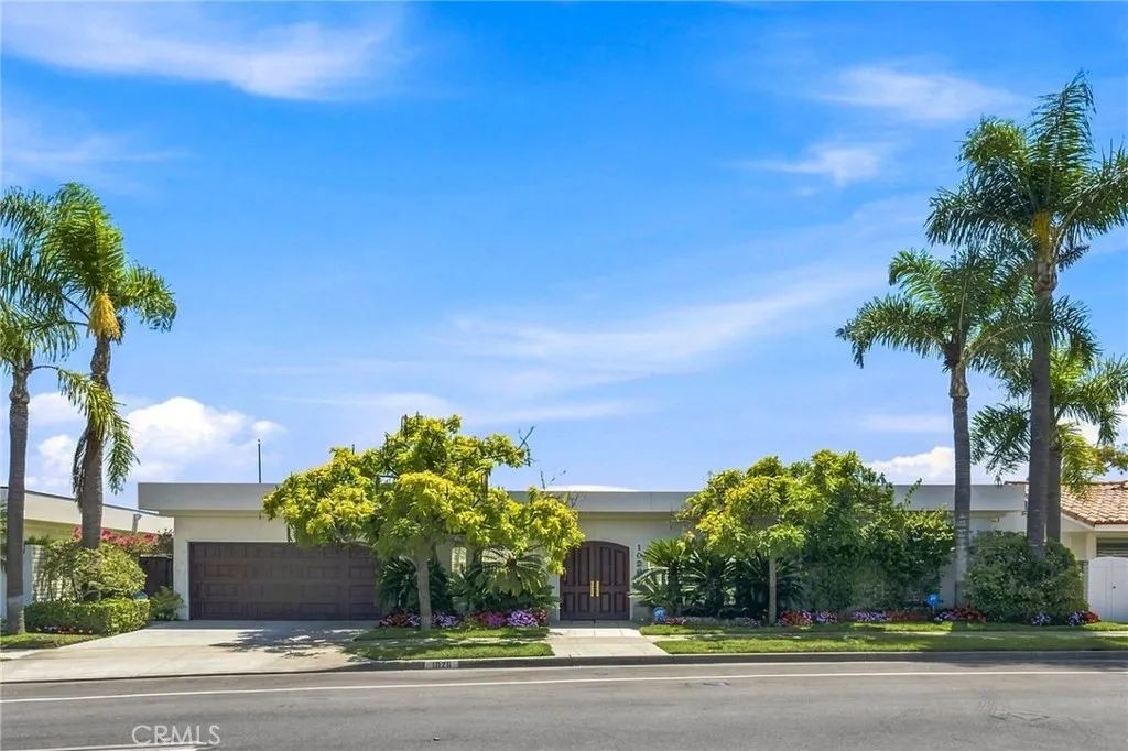 1026 Santiago Drive, Newport Beach, CA 92660