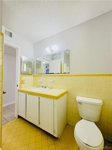 2008 Miller Avenue, Donna, TX 78537