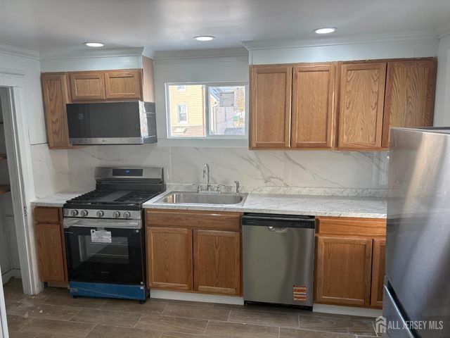 169 Washington Road, Sayreville, NJ 08872