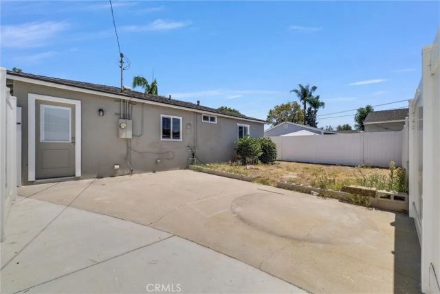 5505 N Traymore, Covina, CA 91722