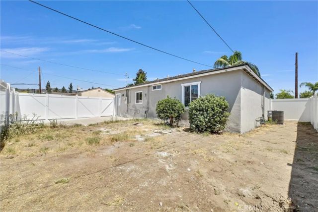 5505 N Traymore, Covina, CA 91722