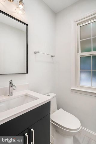 124 ENVIRONS RD, Sterling, VA 20165