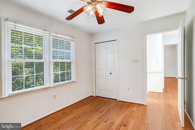 124 ENVIRONS RD, Sterling, VA 20165