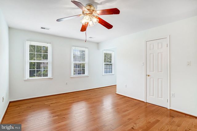 124 ENVIRONS RD, Sterling, VA 20165