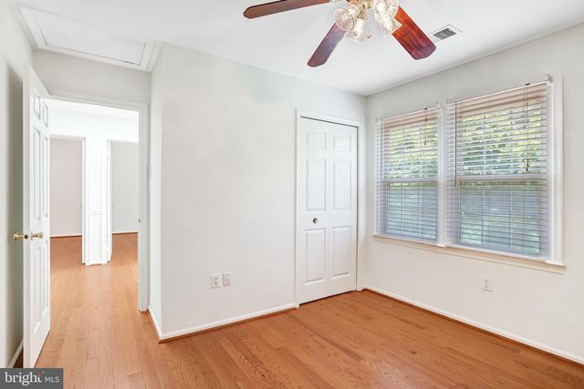 124 ENVIRONS RD, Sterling, VA 20165