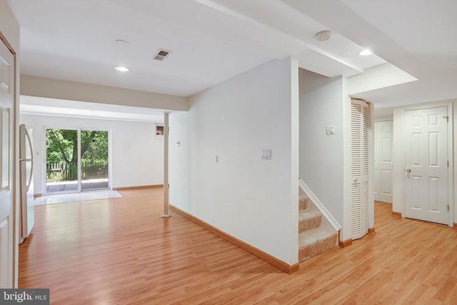 124 ENVIRONS RD, Sterling, VA 20165