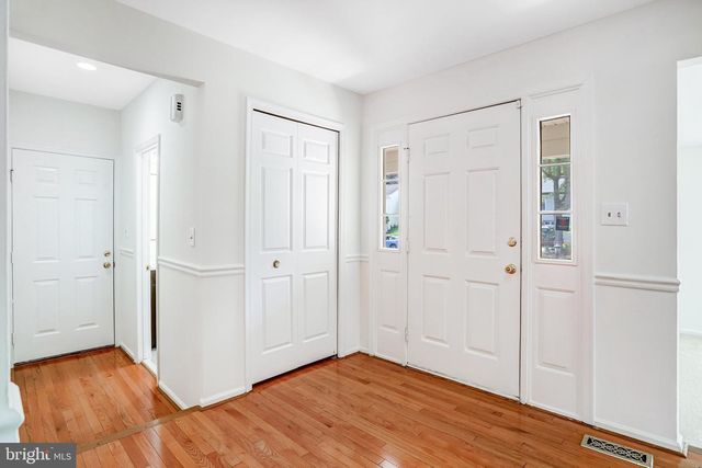124 ENVIRONS RD, Sterling, VA 20165