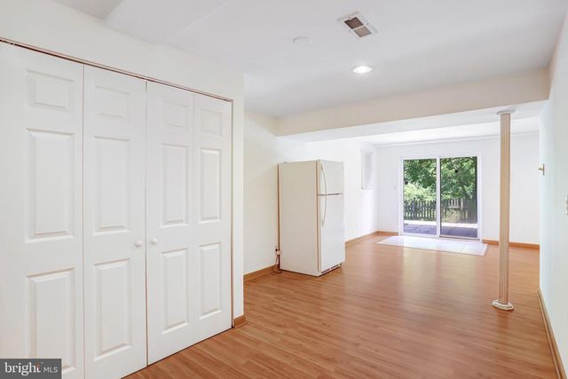 124 ENVIRONS RD, Sterling, VA 20165