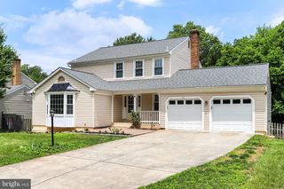124 ENVIRONS RD, Sterling, VA 20165