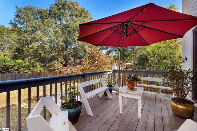 204 Staffordshire Way, Simpsonville, SC 29681