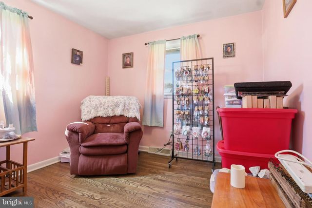 1484 CLAYOMA AVE, York, PA 17408