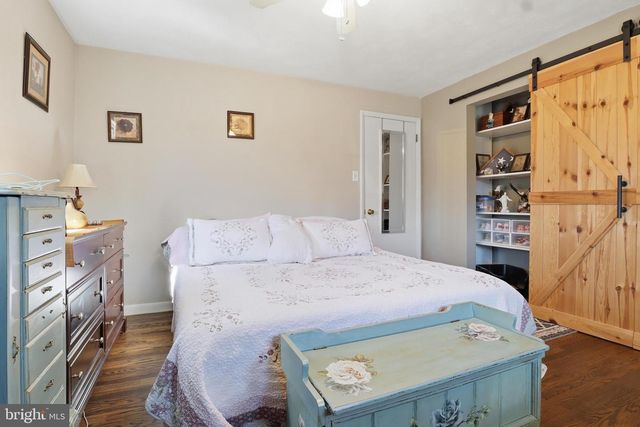 1484 CLAYOMA AVE, York, PA 17408