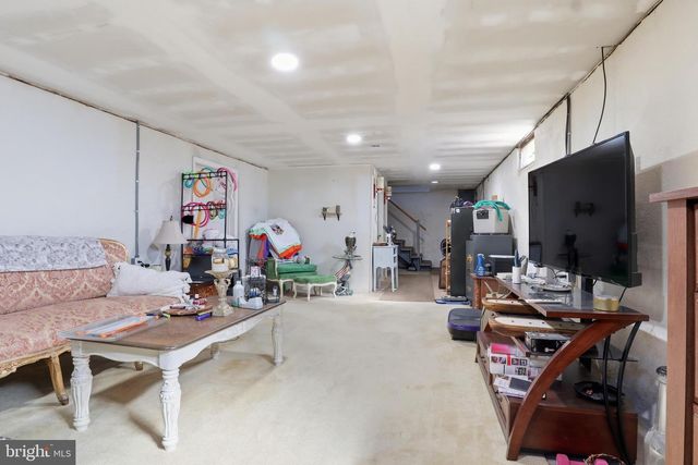 1484 CLAYOMA AVE, York, PA 17408