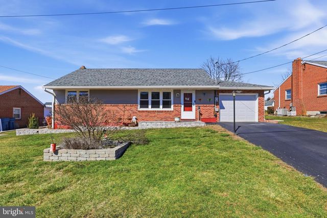 1484 CLAYOMA AVE, York, PA 17408