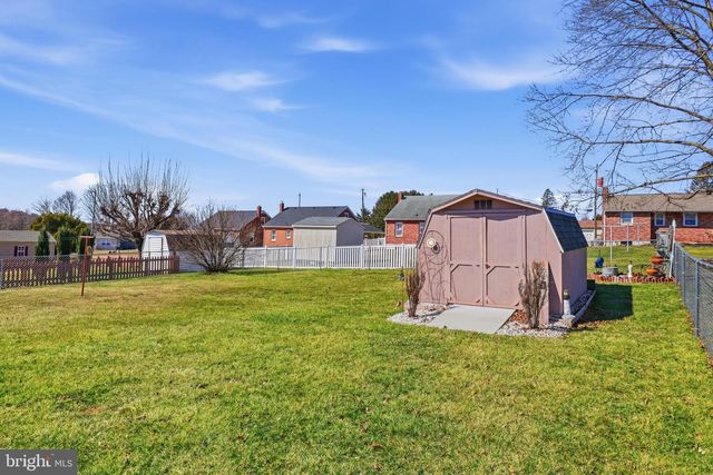 1484 CLAYOMA AVE, York, PA 17408