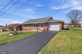 1484 CLAYOMA AVE, York, PA 17408