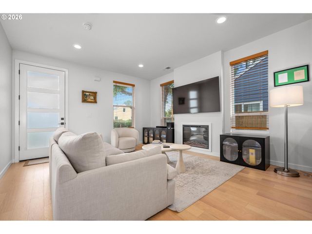 7816 Se 60TH Ave, Portland, OR 97206