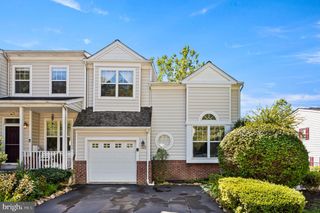105 LONGWOOD CT, Malvern, PA 19355