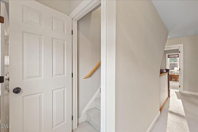 203 Perry Creek Drive, Chapel Hill, NC 27514